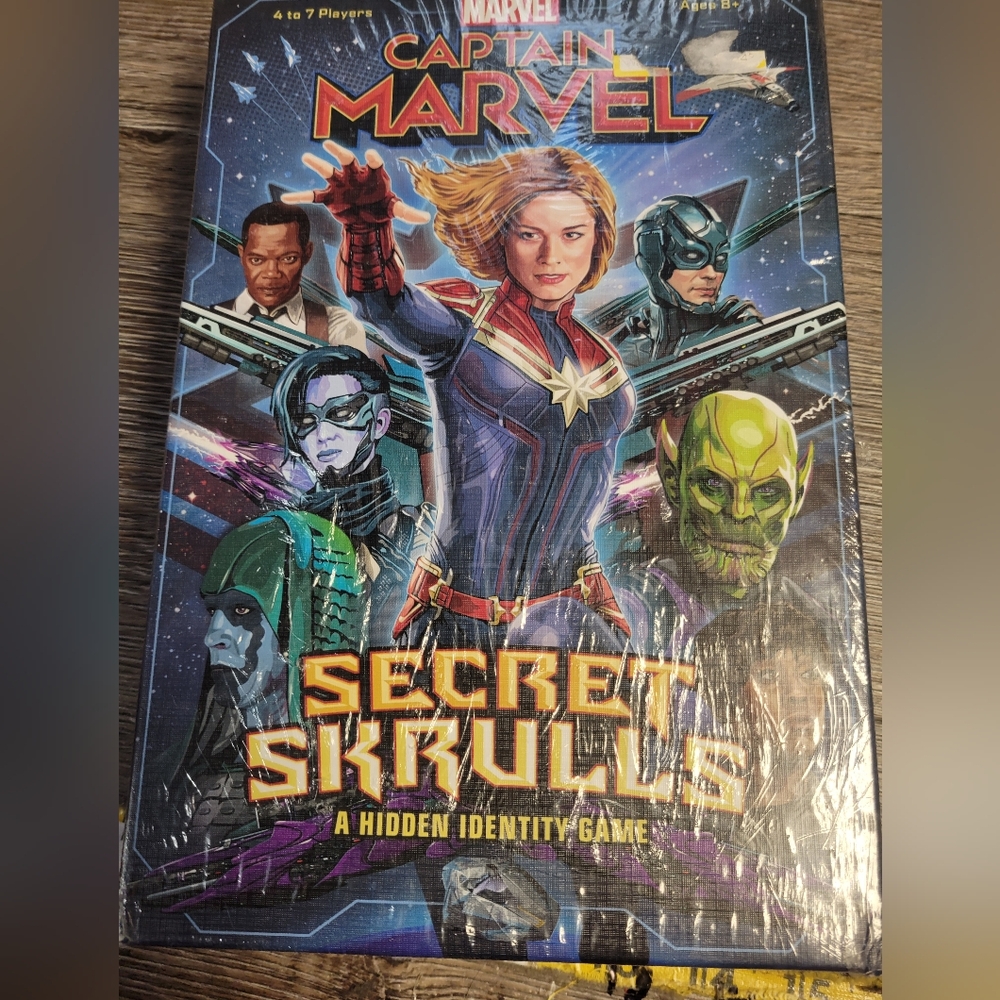 Marvel Captain Marvel Secret Skrulls‎ Game New In Unopened Package